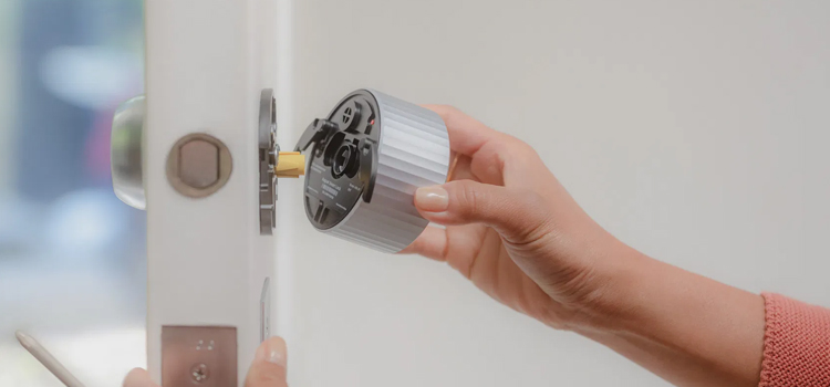 Smart lock replacement Mead Valley