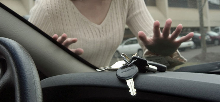 vehicle lockout service Mead Valley
